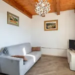 La Vecchia Scuola