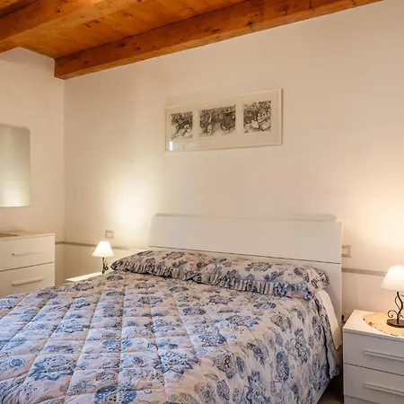 La Vecchia Scuola *