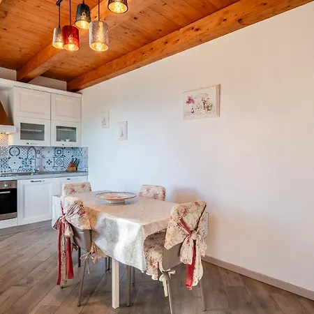 La Vecchia Scuola Villa Collemandina