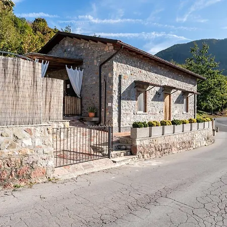 Casa vacanze La Vecchia Scuola Villa Collemandina