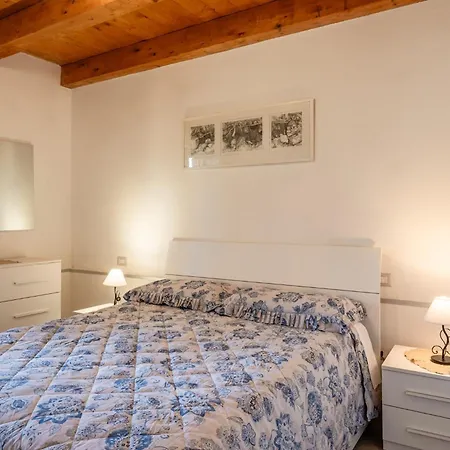 La Vecchia Scuola * Villa Collemandina