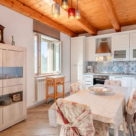 Casa vacanze La Vecchia Scuola Villa Collemandina